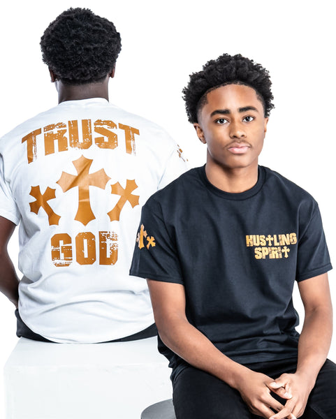 TRUST GOD Essential Tee