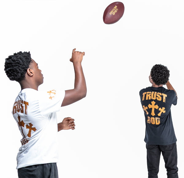 TRUST GOD Essential Tee