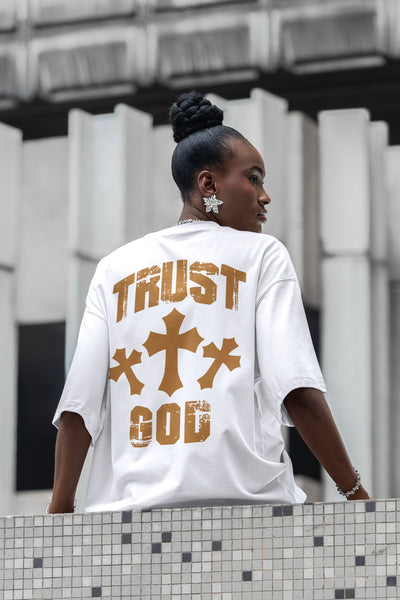 TRUST GOD Essential Tee